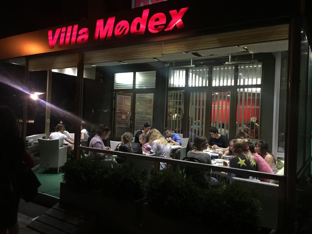 Paraćin Guesthouse Villa Modex מראה חיצוני תמונה
