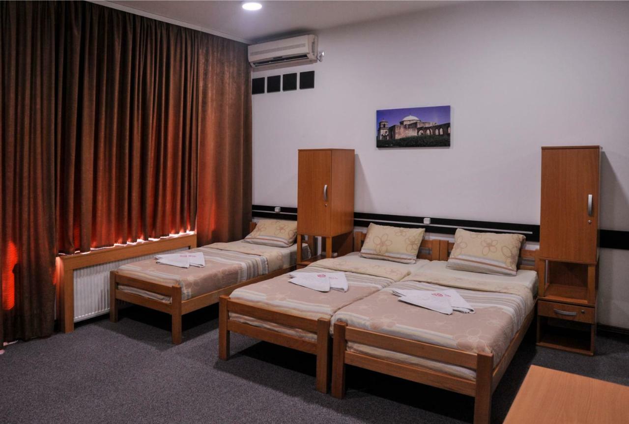Paraćin Guesthouse Villa Modex מראה חיצוני תמונה