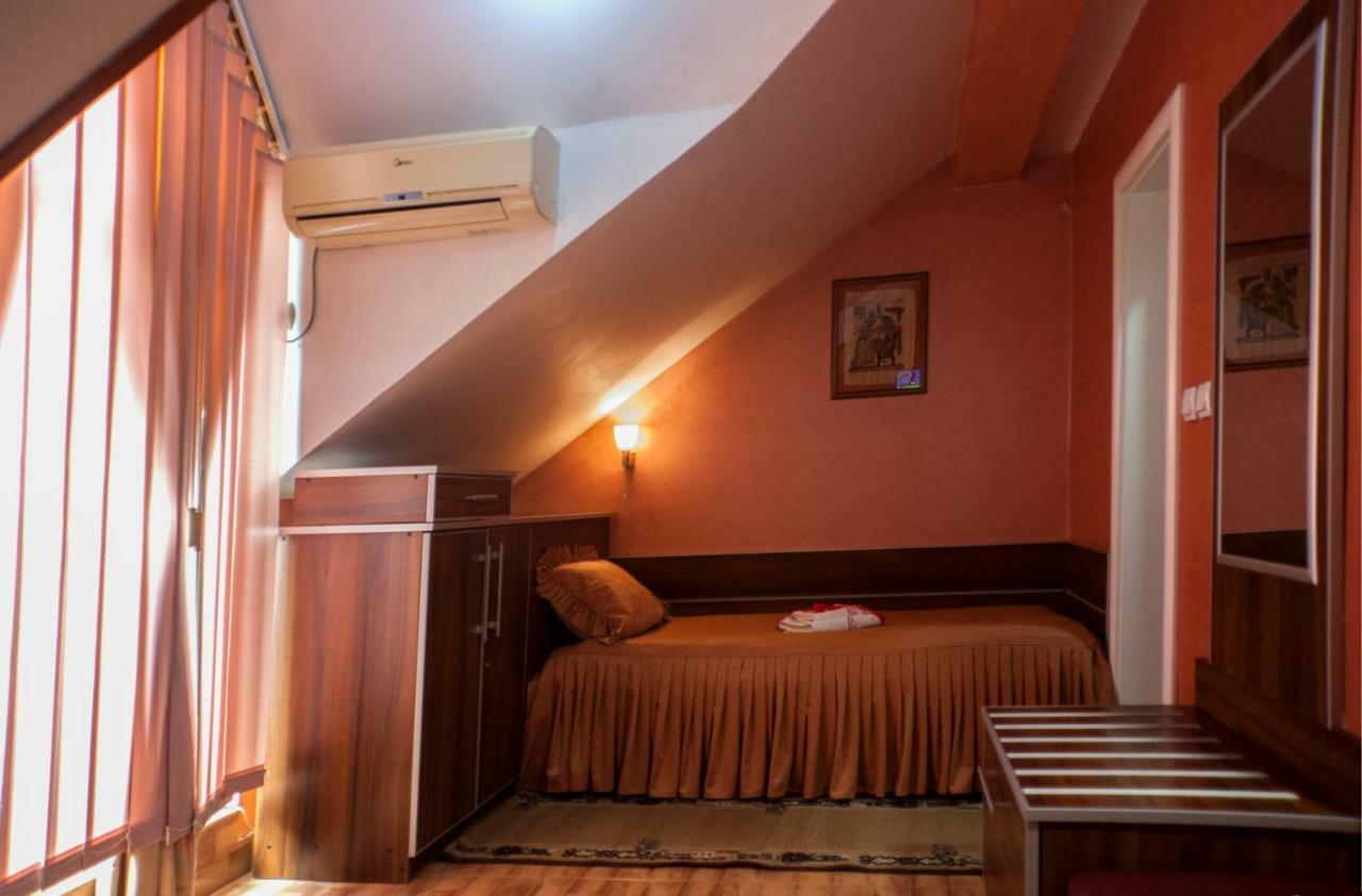 Paraćin Guesthouse Villa Modex מראה חיצוני תמונה