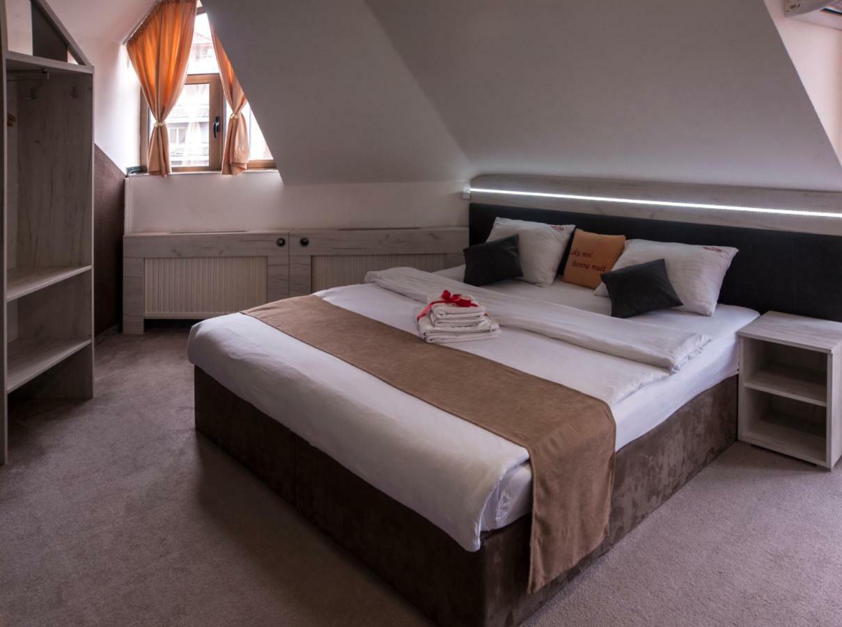 Paraćin Guesthouse Villa Modex מראה חיצוני תמונה